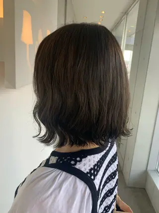 ミディアム おせ ちさとのヘアスタイル
