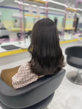 カラー セミロング ブリーチ透明感カラー 🍑トウヤ🍑のヘアスタイル