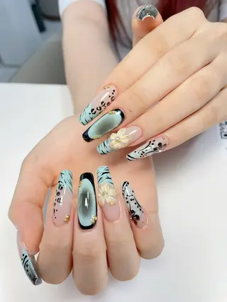 ネイル Mione_ Sonのネイルデザイン