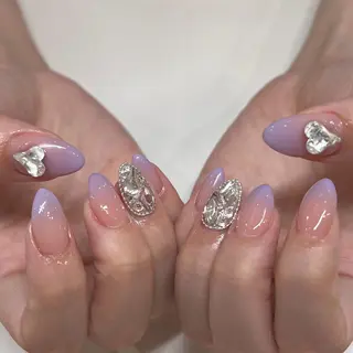 ネイル SHIORI🐈⬛ 韓国⌇ワンホンネイルのネイルデザイン