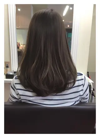 ミディアム セミロング peige 斉藤✨大人ヘアー✨のヘアスタイル