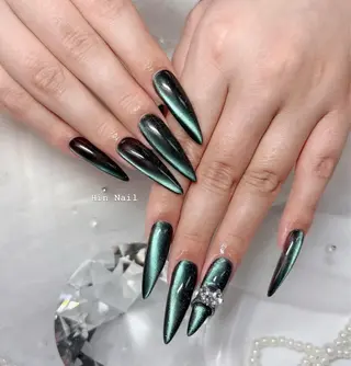 ネイル HIN NAILのネイルデザイン