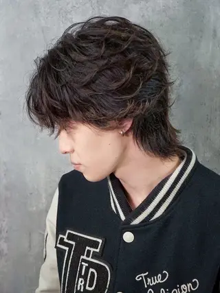 ミディアム 高崎 健司のヘアスタイル