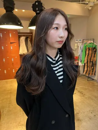 ロング カラー 🩷ハイトーン透明感 レイヤー🩷ユリカのヘアスタイル