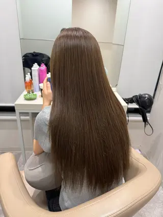 セミロング カラー ラベンダー💜オリー ブ‪💚暗髪🖤のヘアスタイル