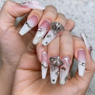 ネイル Queens ひなのネイルデザイン
