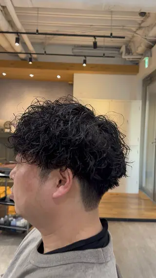 ショート パーマ メンズ EIGHT たまプラーザ三浦直輝のヘアスタイル