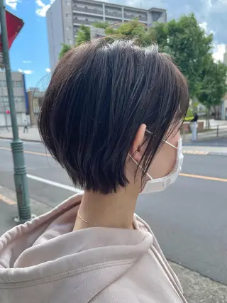 ショート カラー ナカタケ ユウのヘアスタイル
