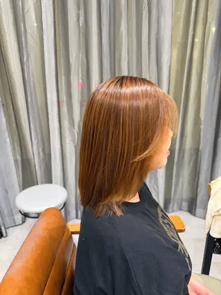 ミディアム カラー 原口 真生のヘアスタイル