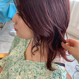 ミディアム カラー ヘアアレンジ サナ🌱 切りっぱなしボブのヘアスタイル