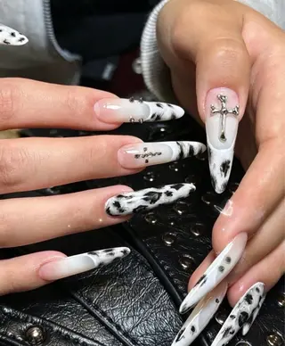 ネイル WO MIAO💎のネイルデザイン