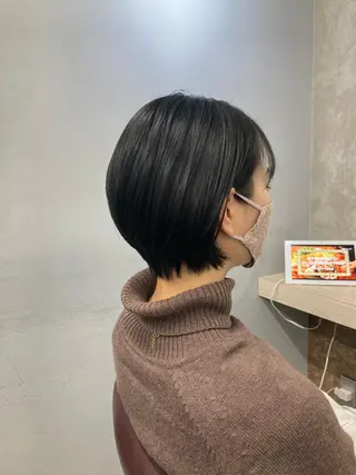 ショート ブリーチ&似合せボブ 田中寛十のヘアスタイル