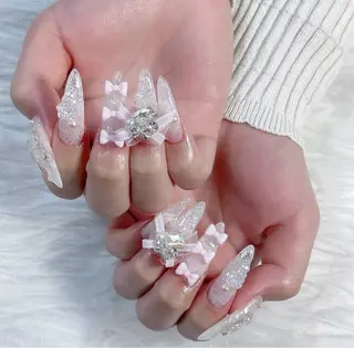 ネイル Hin Hana Nailのネイルデザイン