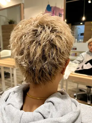 ショート こやま りほのヘアスタイル