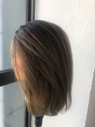 ミディアム カラー 髪質改善&ブリーチ 伊勢 祐一郎のヘアスタイル