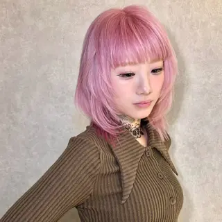 セミロング YUI/ ハイトーン デザインカラーのヘアスタイル