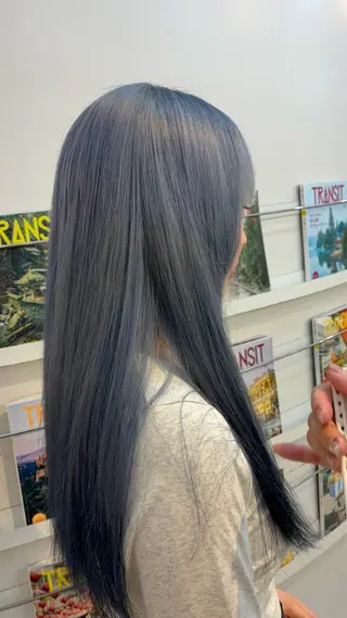 ロング カラー フルカワ リナのヘアスタイル