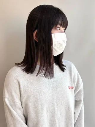 セミロング カラー 山口 莉奈のヘアスタイル