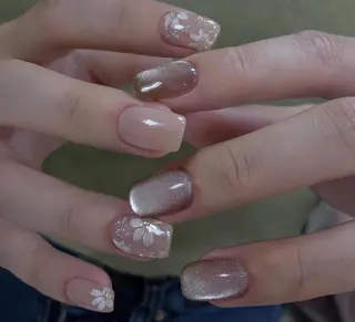 ネイル Pure&Rich Nailのネイルデザイン
