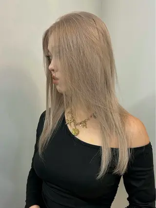 ロング カラー Tabuchi Mamiyaのヘアスタイル