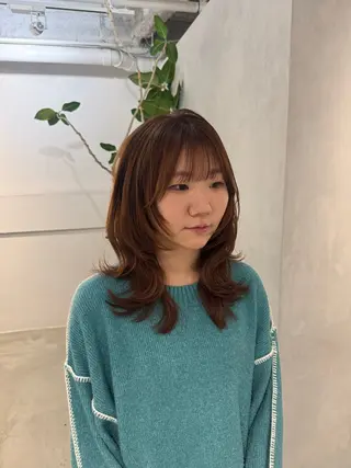 セミロング 新宿/顔周りカット +レイヤー=しずく♩のヘアスタイル