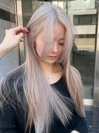ロング 富田 紗世のヘアスタイル