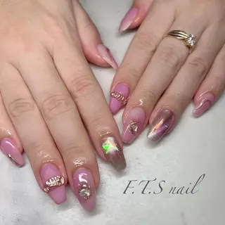ネイル F.T.S nailのネイルデザイン