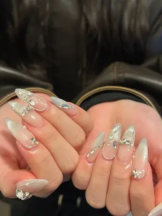 ネイル Luna Gladeのネイルデザイン
