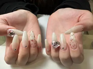 ネイル LYYM Salon Miraのネイルデザイン