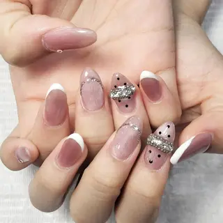 ネイル 桃子 Nail高円寺のネイルデザイン