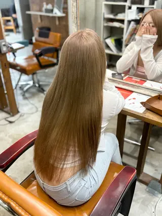 カラー Trip/ AYUのヘアスタイル