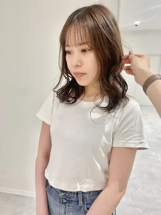 セミロング カラー ベージュ/アレンジ /横浜/杉本千夏のヘアスタイル