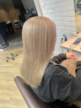 ロング 前田 菜奈子のヘアスタイル
