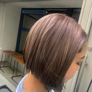 ショート カラー やまさきえりこ ニュアンスパーマのヘアスタイル