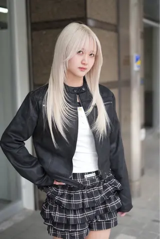 ロング 長谷川 日南のヘアスタイル