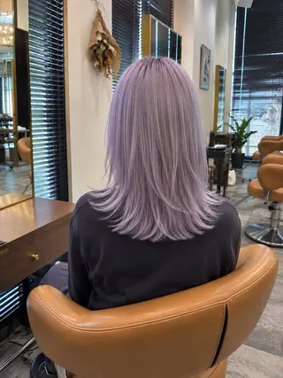 カラー 佐藤 糸のヘアスタイル