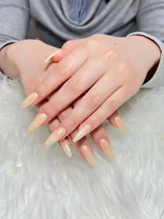 ネイル AURA NAILのネイルデザイン