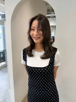 ミディアム カラー 𝘚𝘶𝘻𝘶 𓂃𓈒𓏸のヘアスタイル