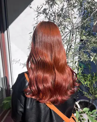 ロング 角田 満帆のヘアスタイル
