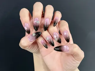 ネイル amPURTE 🖤Sayaka🖤のネイルデザイン