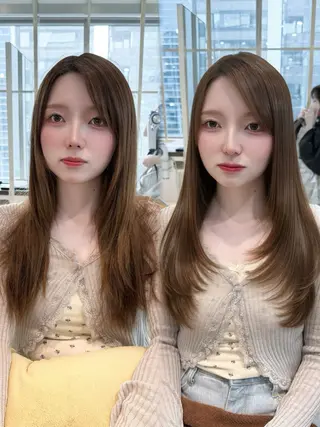 セミロング 表参道小顔カット前髪 割れ改善クロスパーマのヘアスタイル