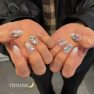 ネイル ritsuna🌙 nail 堺筋本町のネイルデザイン
