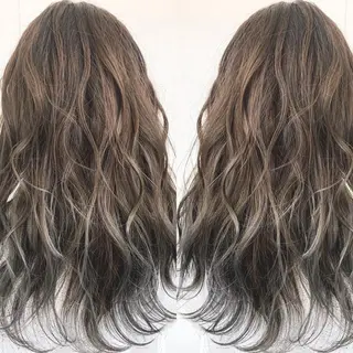 セミロング 穐田 司樹のヘアスタイル