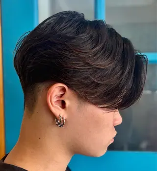 パーマ メンズ ショート、韓国メンズ ヘアのかつらぎのヘアスタイル