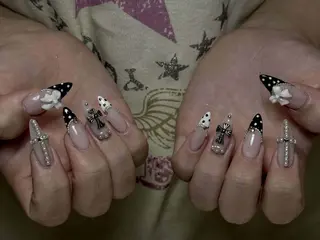 ネイル Eli Muse 新宿ネイルのネイルデザイン