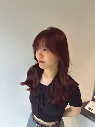 セミロング カラー 🌈レイヤーカット/ ハイトーン🌈タクマのヘアスタイル