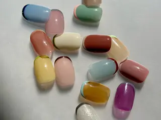 ネイル Signail +のネイルデザイン