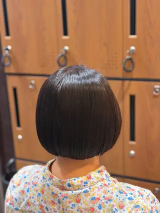 ショート カラー 長谷川 賢治のヘアスタイル