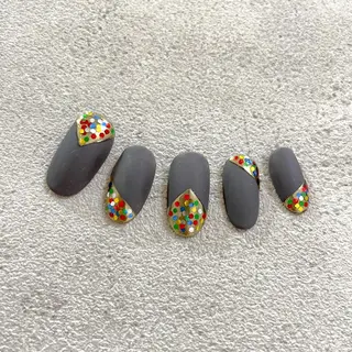 ネイル Tiary Nail Fのネイルデザイン
