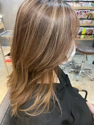 セミロング 【お悩み解決のプロ】 ハヤシタクミのヘアスタイル